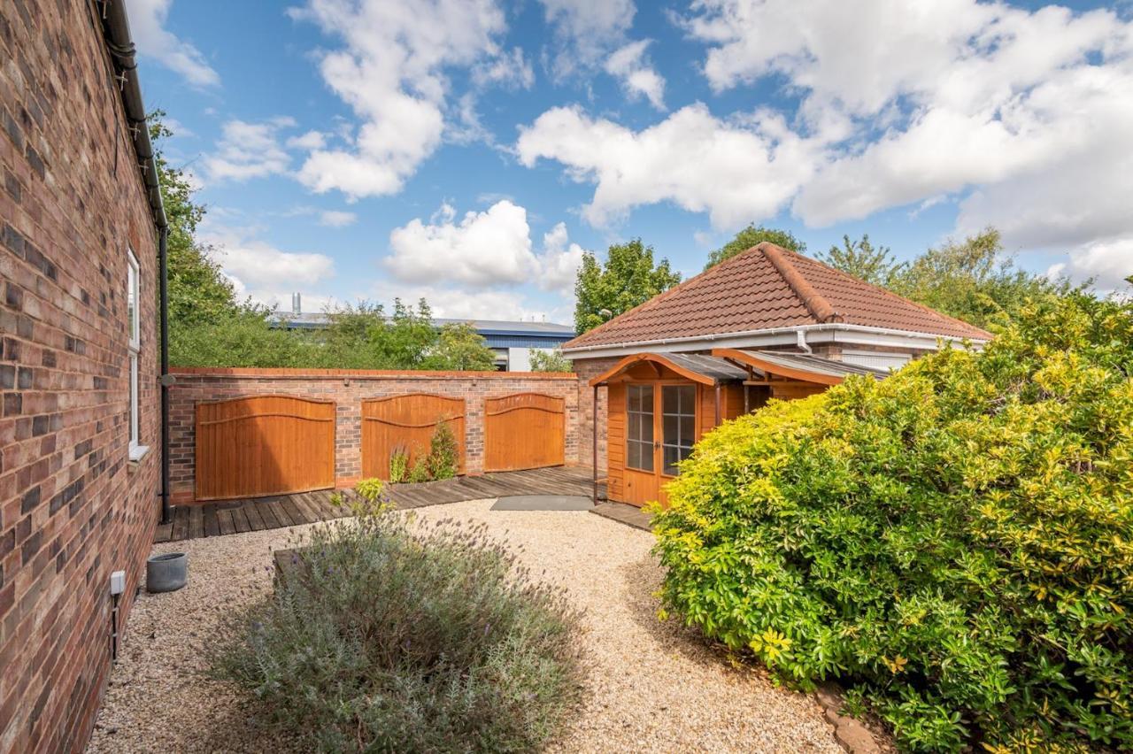 Pass The Keys Charming Cottage Near Clifton Moor 요크 외부 사진