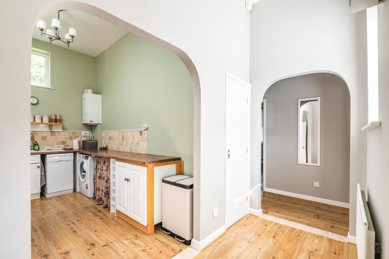 Pass The Keys Charming Cottage Near Clifton Moor 요크 외부 사진