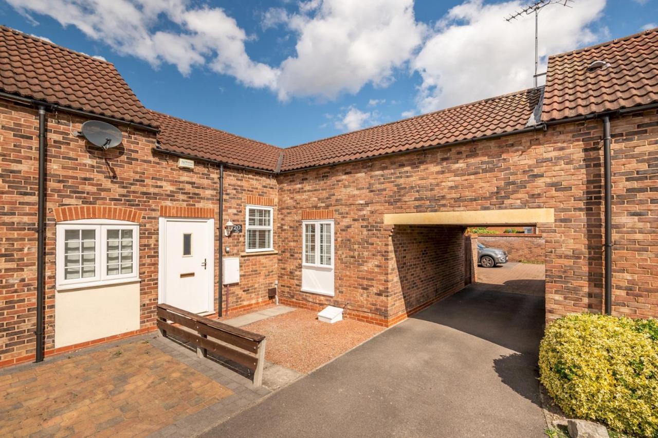 Pass The Keys Charming Cottage Near Clifton Moor 요크 외부 사진